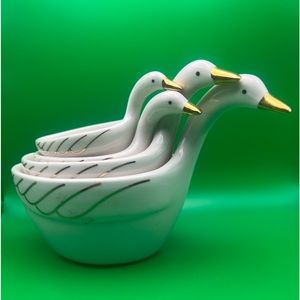 Anthropologie ceramic geese measuring cups